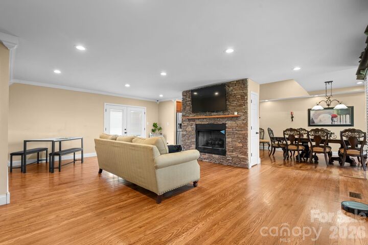 Property Photo:  1315 Pear Drive  NC 28613 