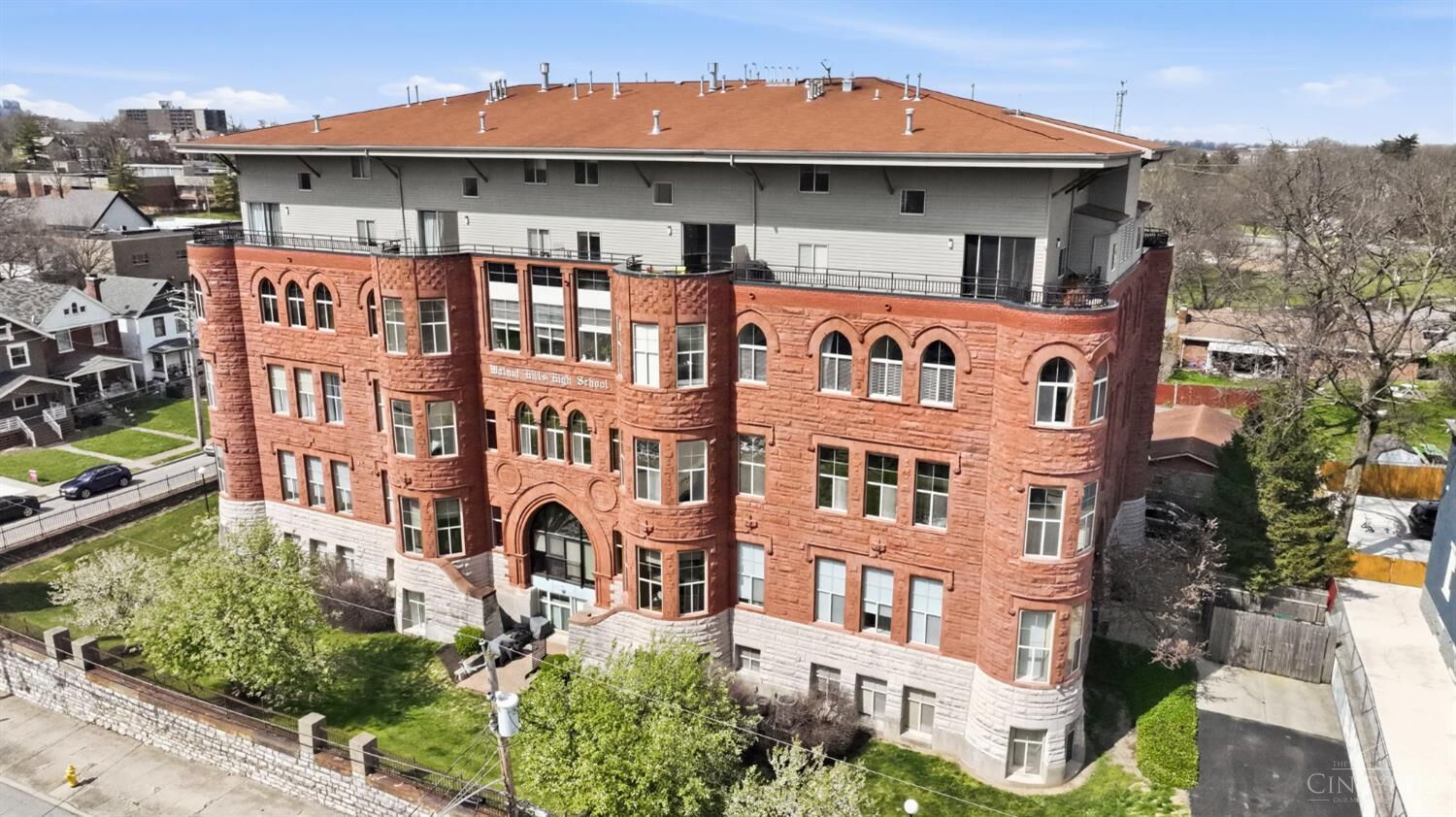 Property Photo:  2700 Ashland Avenue  OH 45206 