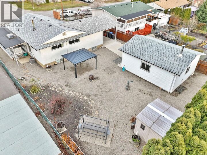 Property Photo: 2429 Gosset Road BC V4T 1P4