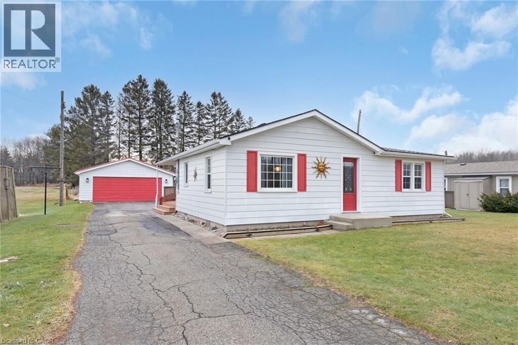 Property Photo:  922 Charlotteville Rd 8  ON N3Y 4K5 