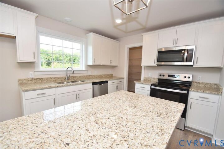Property Photo: 7010 Woodside Street VA 23231