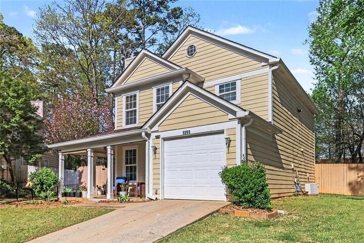 Property Photo: 1291 Old Countryside Circle E GA 30083