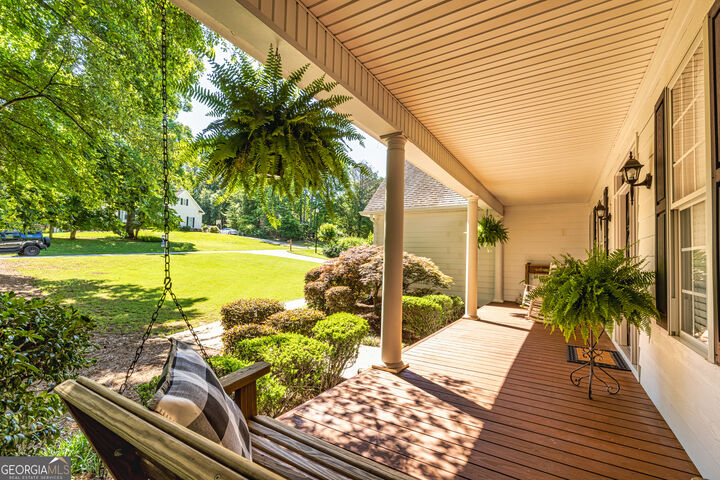 Property Photo:  305 South Shore Drive  GA 30263 