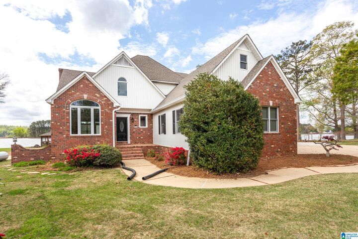 Property Photo: 4720 Grant Drive AL 35907