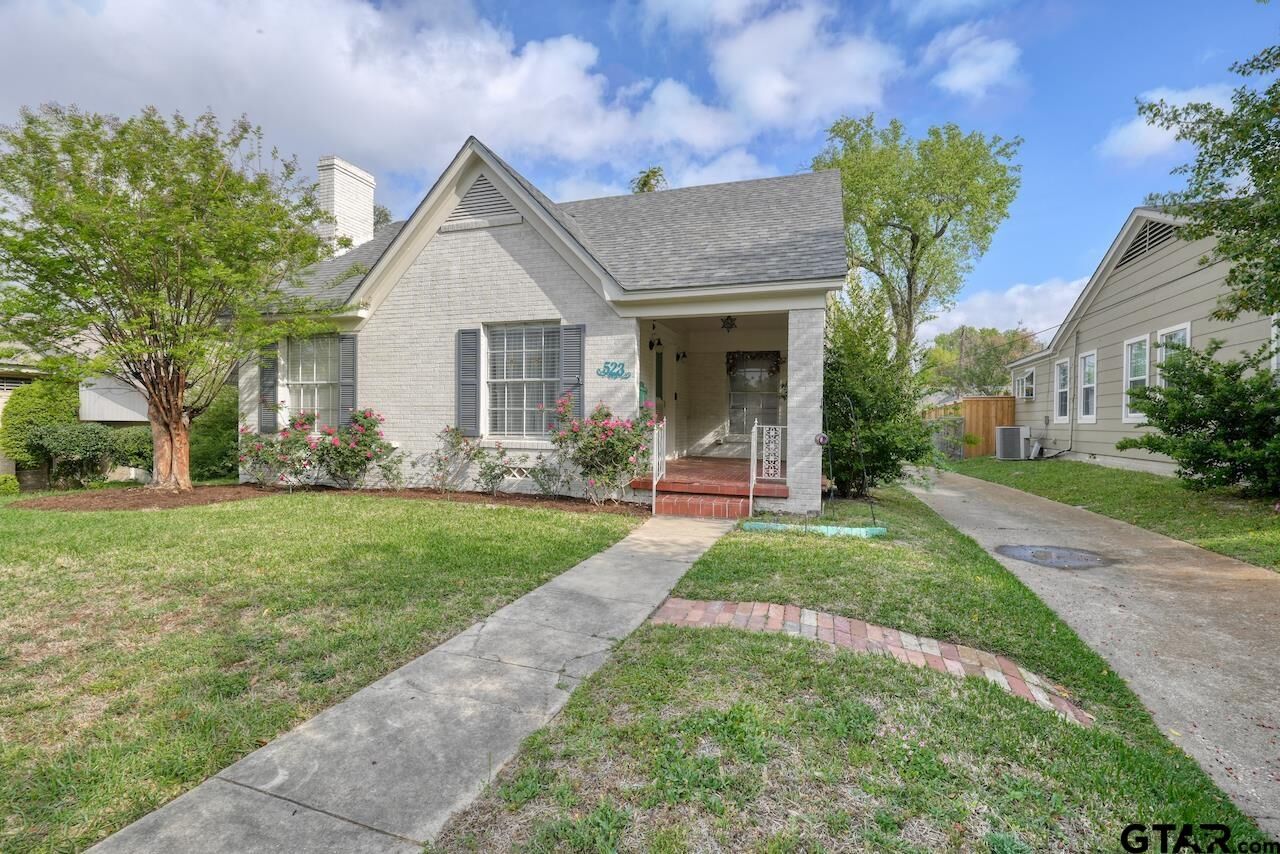 Property Photo:  523 W 2nd Street  TX 75701 