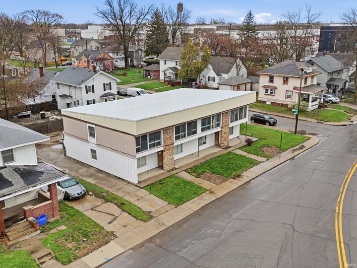 Property Photo:  1821 E Pontiac Street  IN 46803 