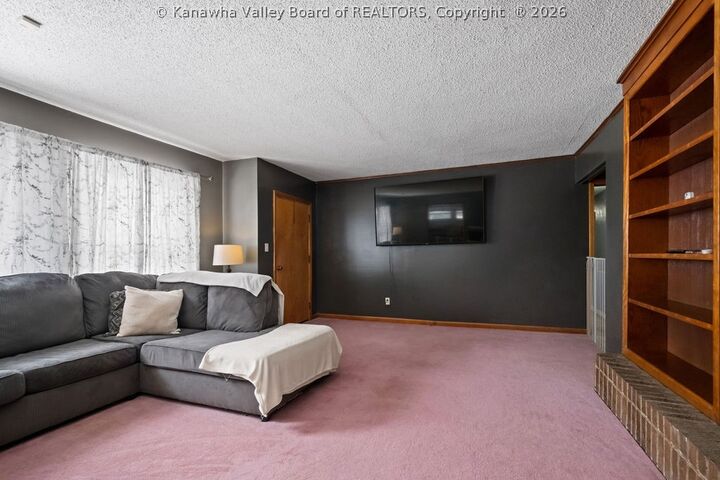 Property Photo:  9 Samantha Drive  WV 25045 