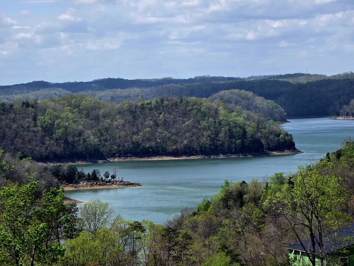 Property Photo: 100 Waters Edge Trail KY 42633
