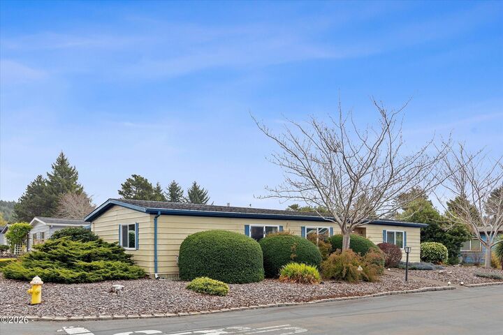 Property Photo:  3442 NE Avery Street  OR 97365 