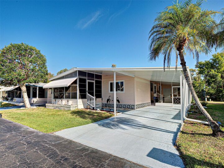 Property Photo:  166 Edgewood Drive  FL 34229 