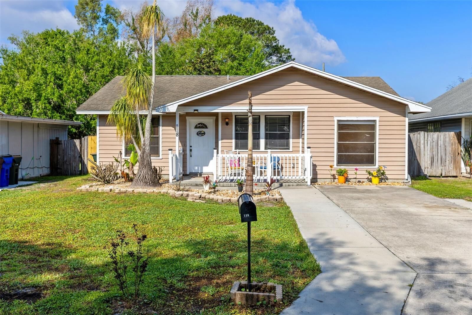 Property Photo:  118 Georgia Avenue  FL 34769 