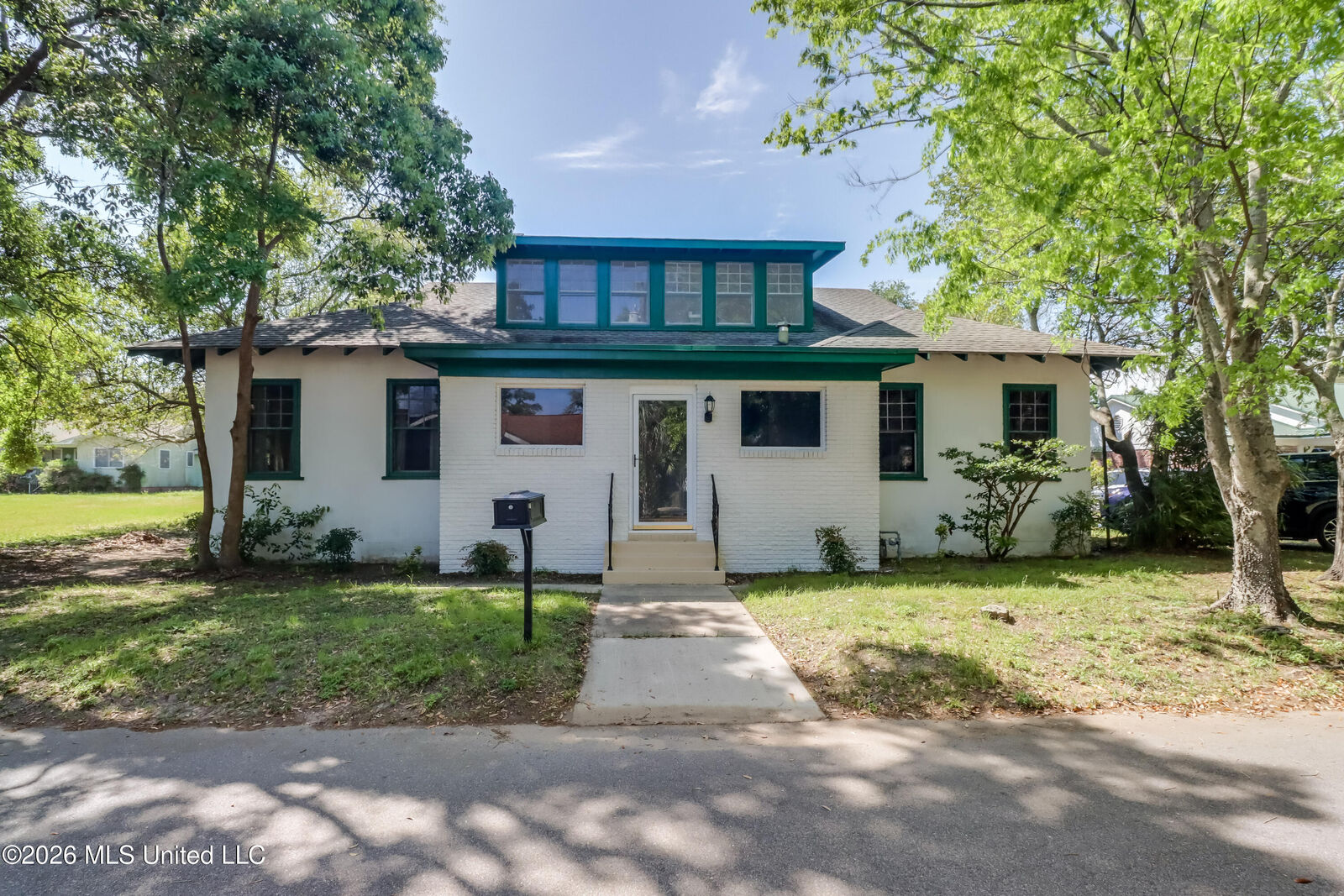 Property Photo:  131 Suter Place  MS 39530 