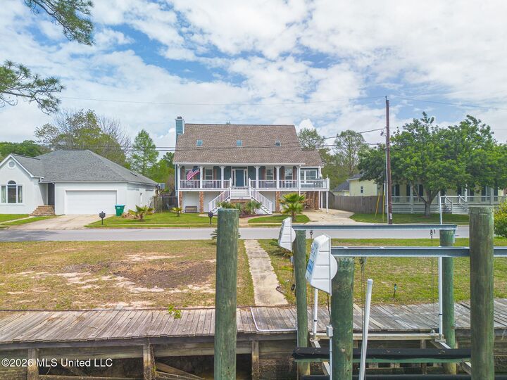 Property Photo:  406 N Caribe Place  MS 39507 