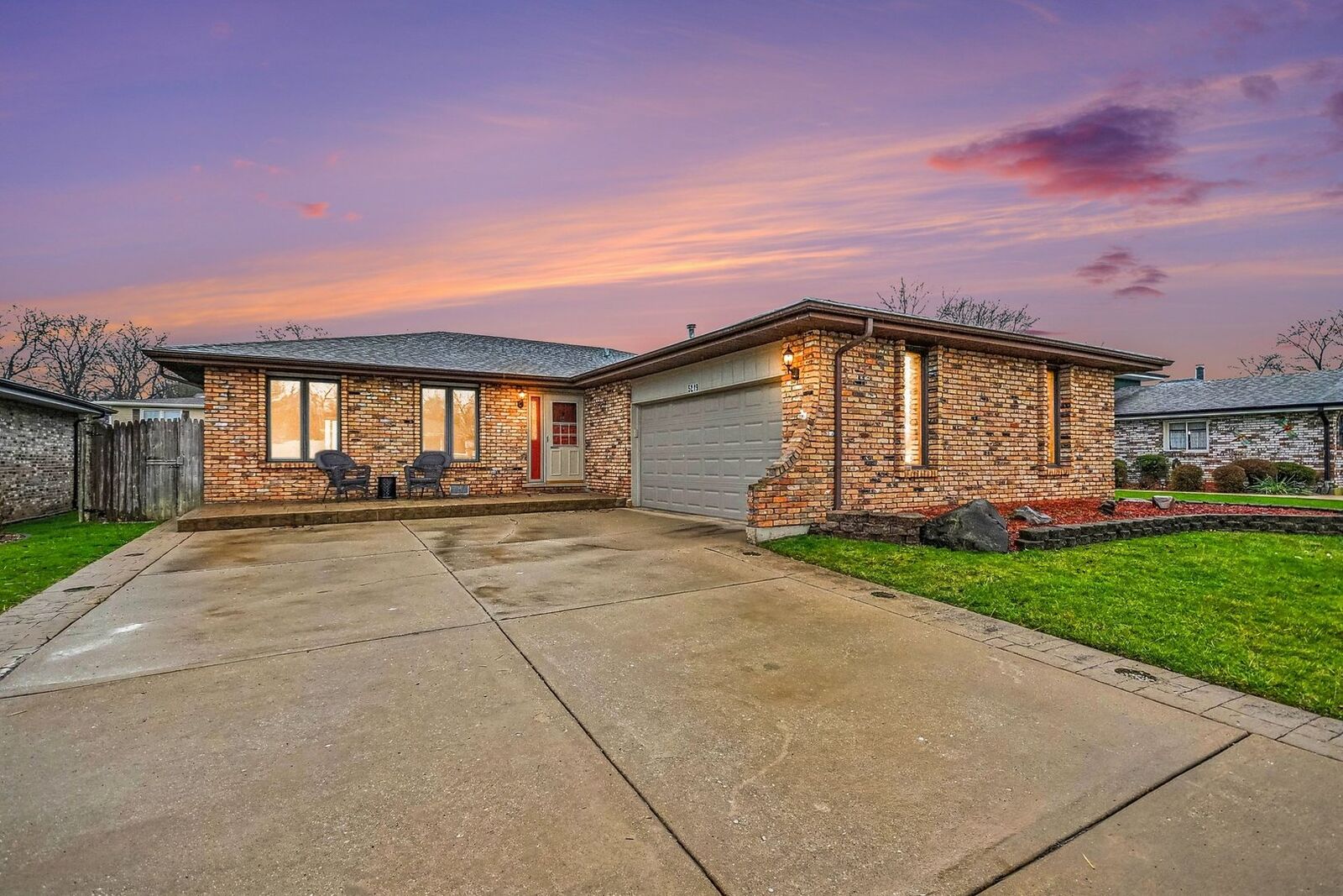 Property Photo:  5219 Laramie Court  IL 60452 