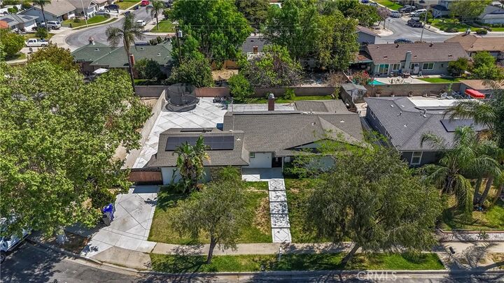 Property Photo:  1365 N Chestnut  CA 92376 