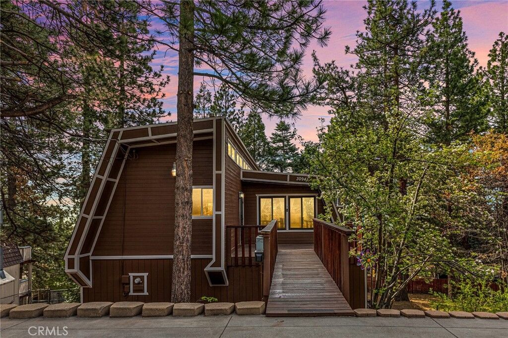 Property Photo:  30941 Glen Oak  CA 92382 