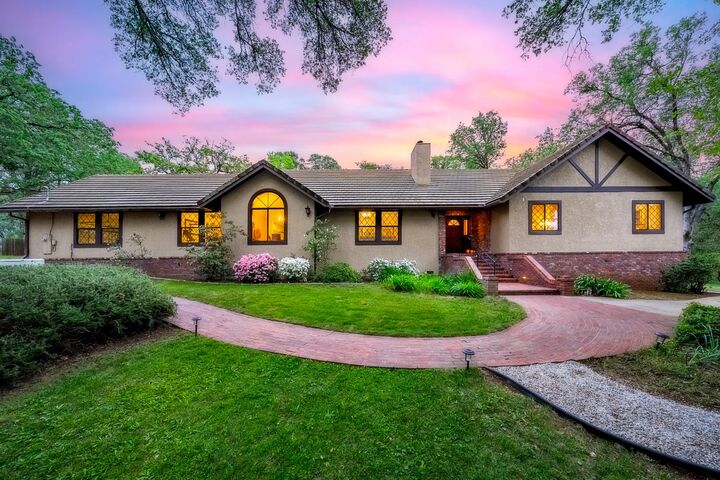 Property Photo:  3958 Arabian Way  CA 95682 