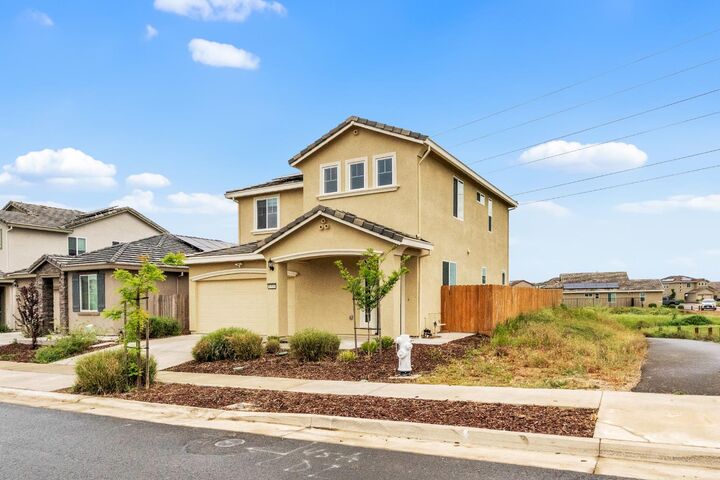 Property Photo:  8308 Loyal Drive  CA 95829 