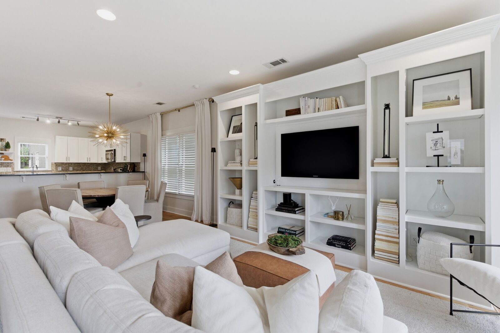 Property Photo:  111 Gale Park Lane  TN 37204 
