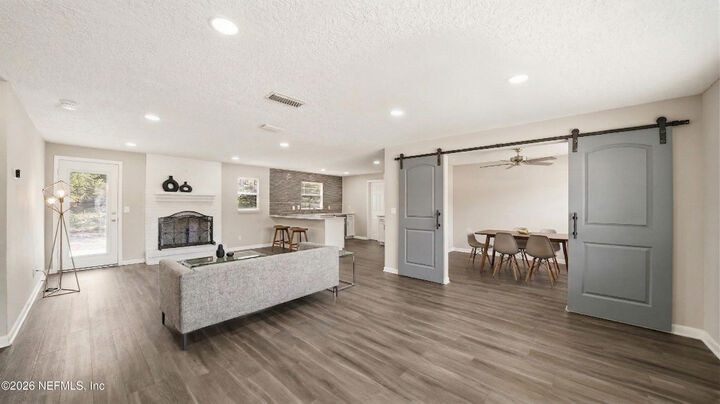 Property Photo:  586 Madeira Drive  FL 32073 
