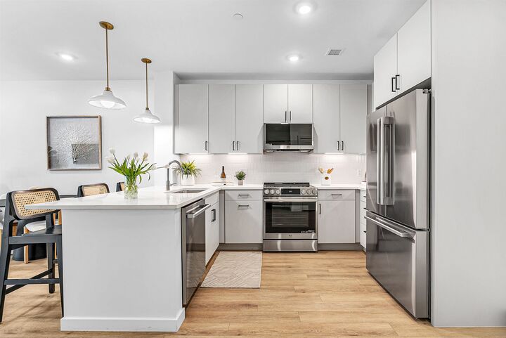 Property Photo:  80 Constitution Avenue  NH 03801 