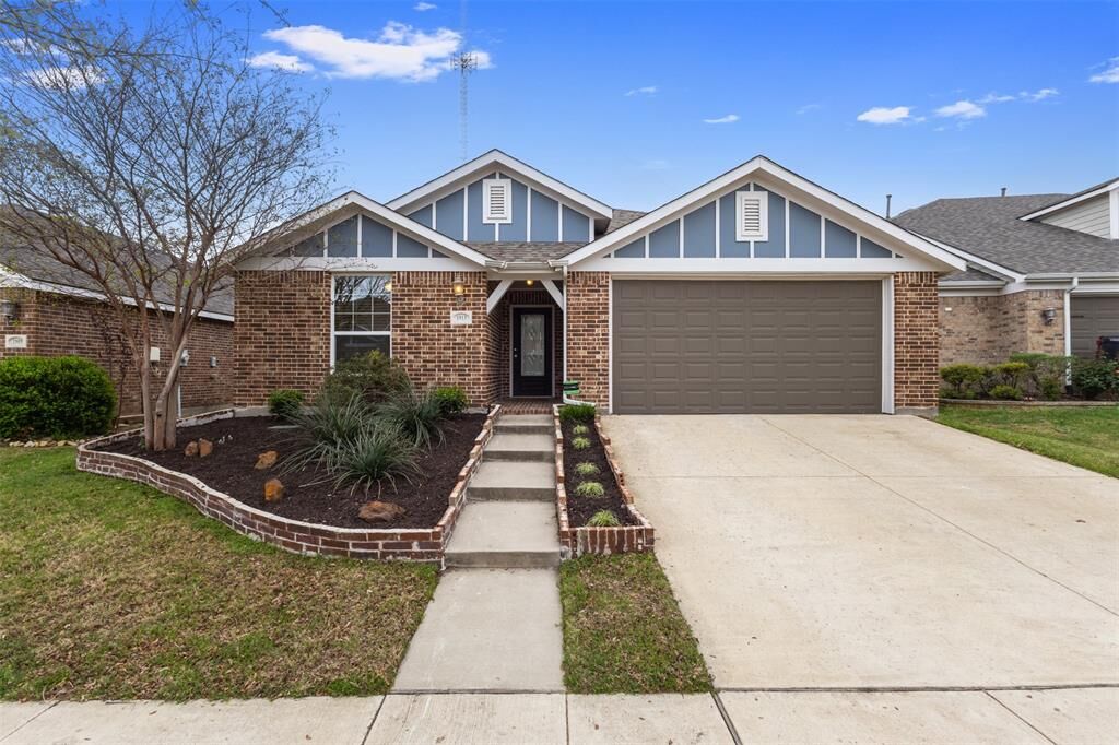 Property Photo:  1913 Kaiser Cove  TX 76226 