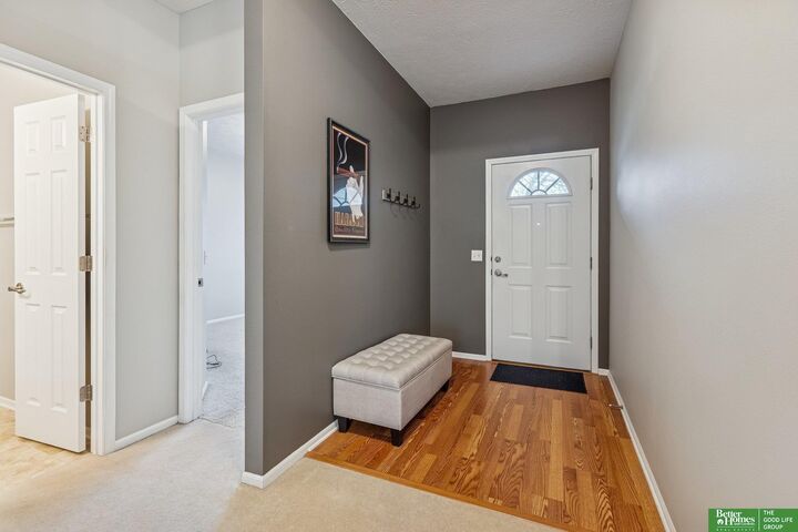 Property Photo:  5111 N 155th Street  NE 68116 