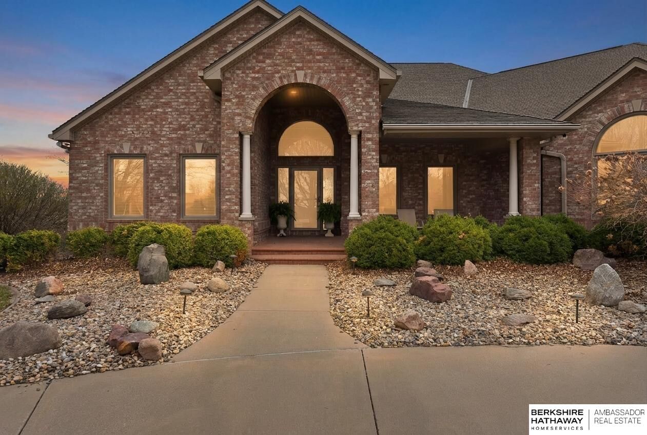 Property Photo:  4809 N 196th Circle  NE 68022 