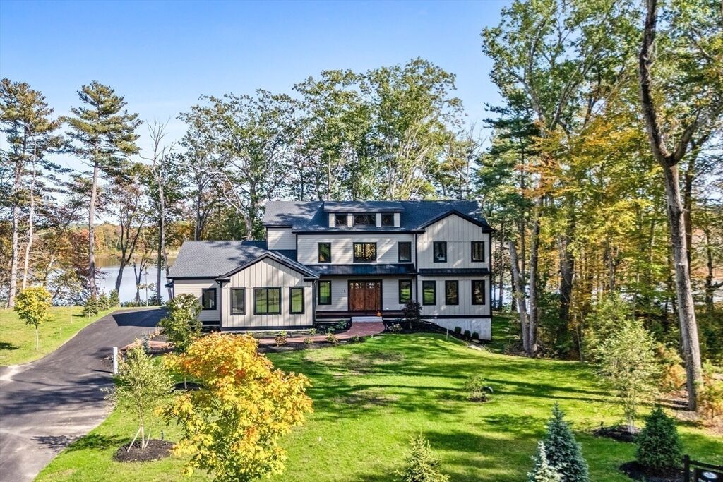 Property Photo:  5 Swan View Common Dr  MA 01532 