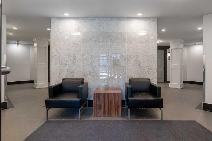 Property Photo:  10 Sierra Morena Mews SW 311  AB T3H 3K5 