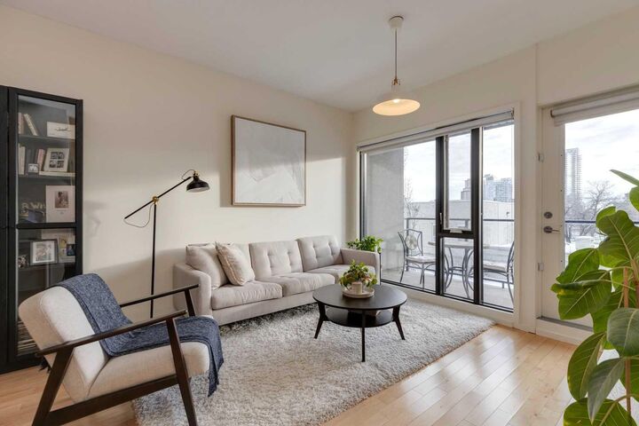 Property Photo:  414 Meredith Road NE 202  AB T2E 5A6 