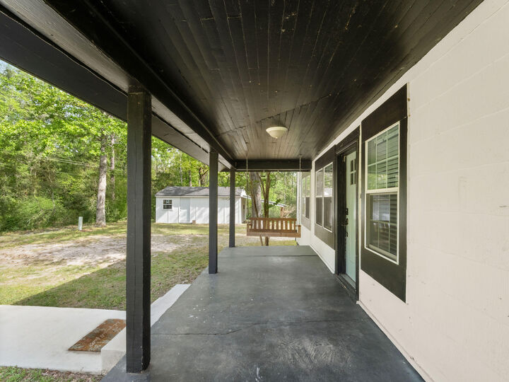 Property Photo:  527 Barham Rd.  LA 71439 