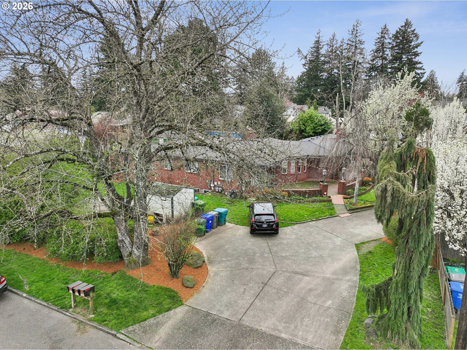 Property Photo:  501 SE 157th Ave  OR 97233 