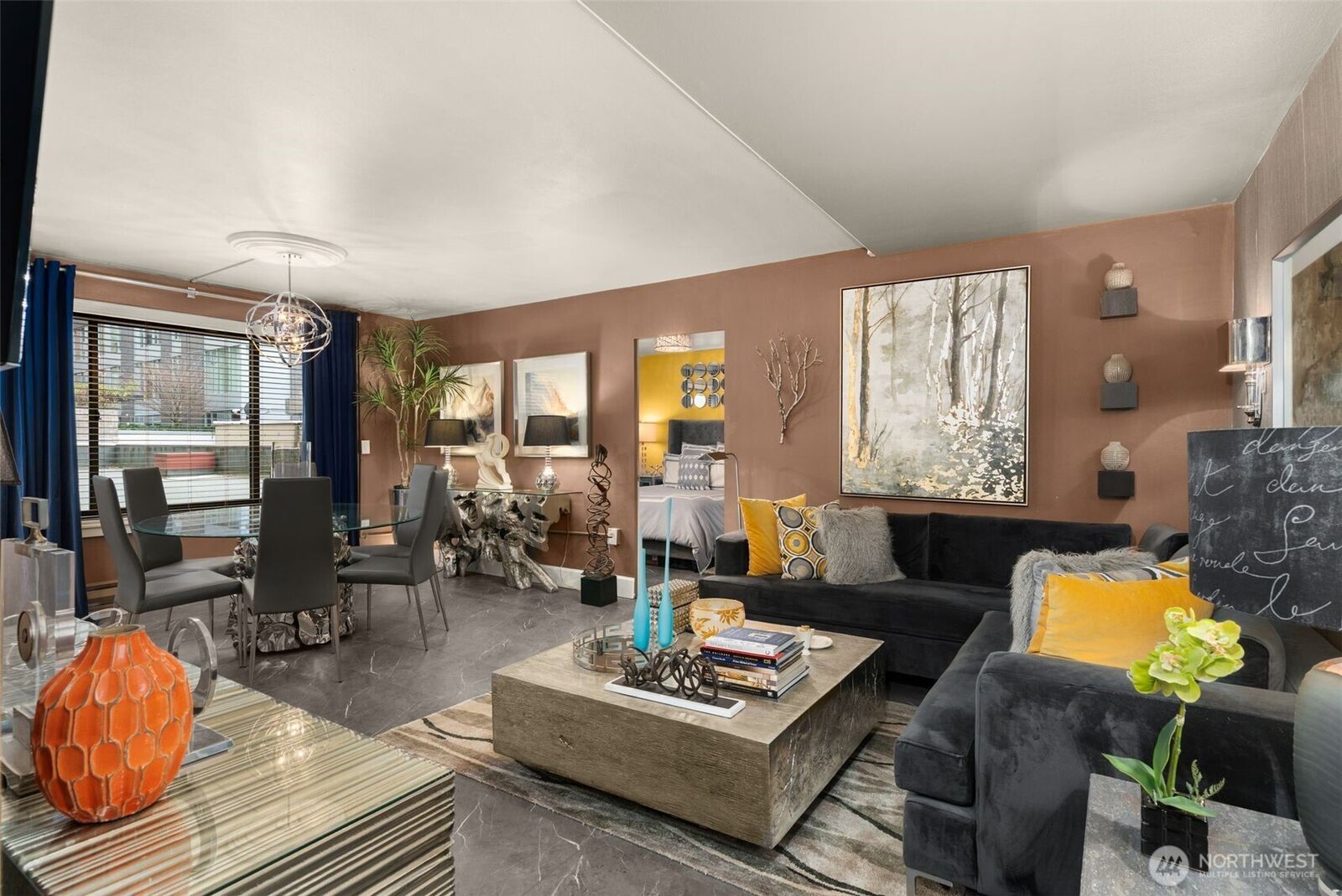 Property Photo:  1105  Spring St 211  WA 98104 