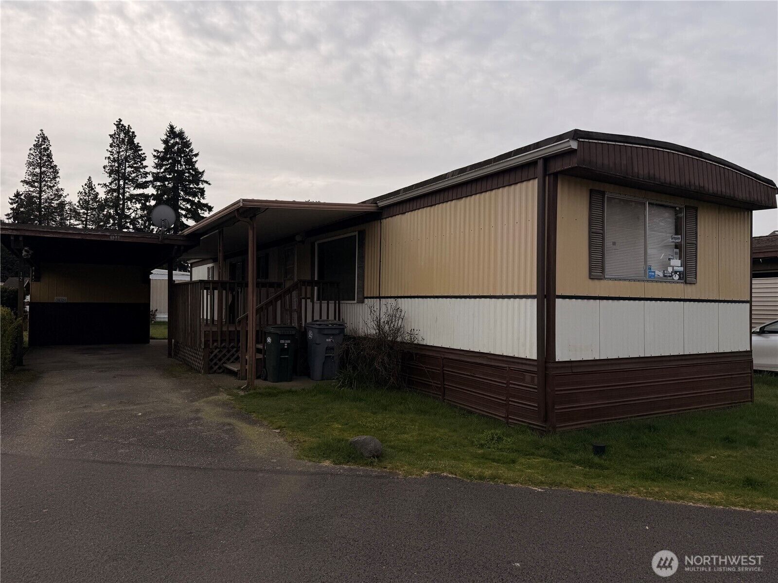 Property Photo:  108  194th Street E 12  WA 98387 