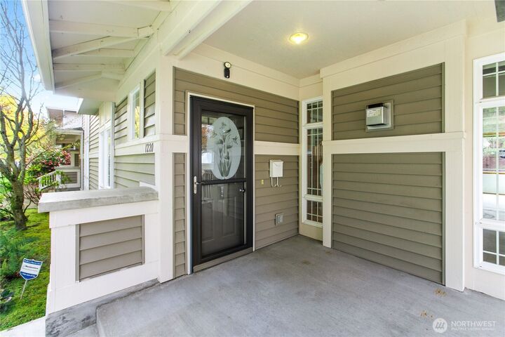 Property Photo:  1220  Alameda  WA 98466 