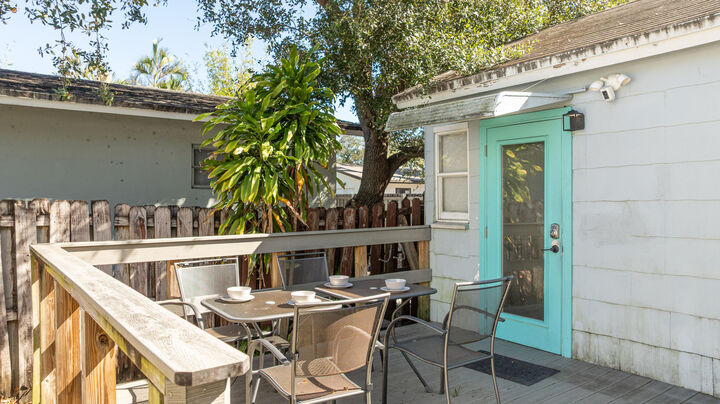 Property Photo: 232 SW 12th Avenue FL 33315