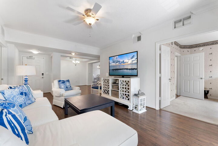 Property Photo:  4905 Midtown Lane 2309  FL 33418 