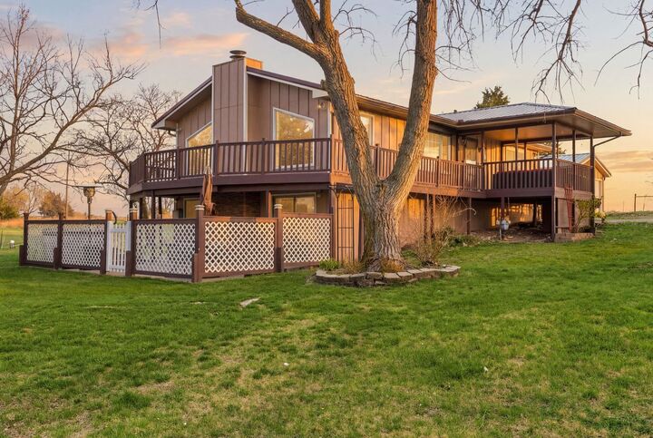 Property Photo:  38 Hillcrest Dr  KS 67861-9365 