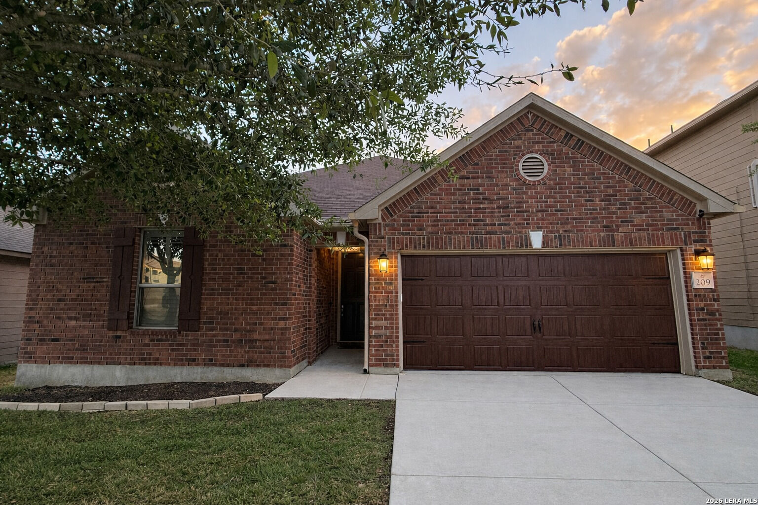 Property Photo:  209 Landmark Park  TX 78108 
