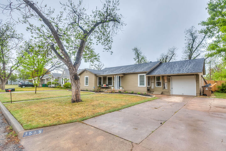 Property Photo:  1515 S Van Buren Street  TX 76901 