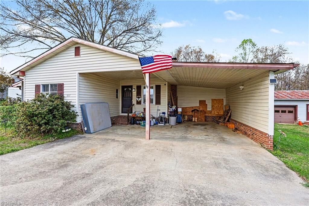 Property Photo:  1817 Amostown Road  NC 27046 