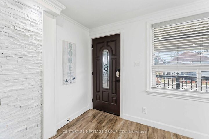 Photo de la propriété:  103 Edinburgh Avenue  ON L8H 2C6 