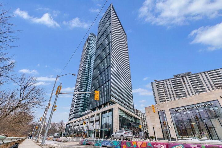 575 Bloor Street E 508 — photo 1