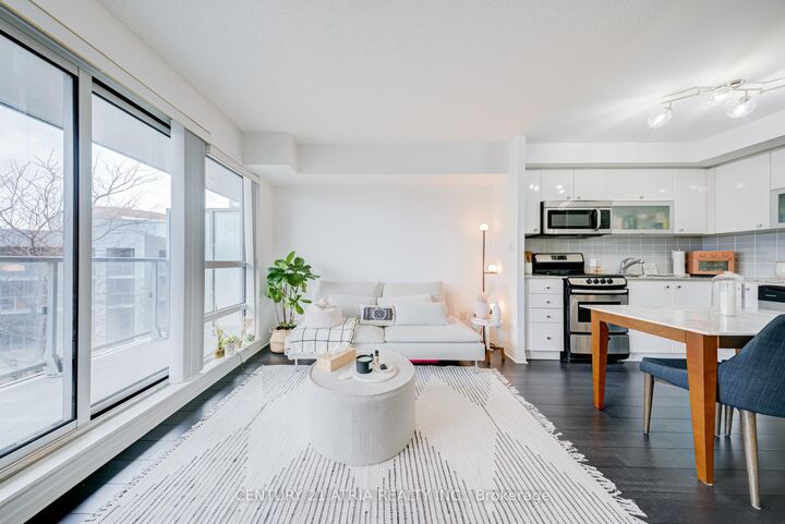 Photo de la propriété:  2015 Sheppard Avenue E 317  ON M2J 0B3 