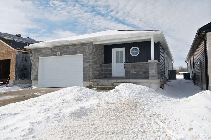 Photo de la propriété: 29 Sheldabren Street ON N0M 1A0