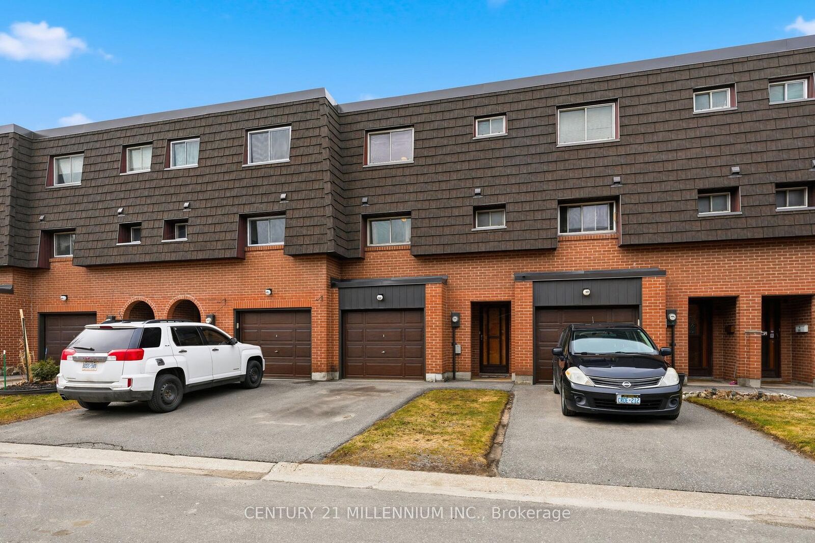 Photo de la propriété:  107 Darras Court  ON L6T 1W7 