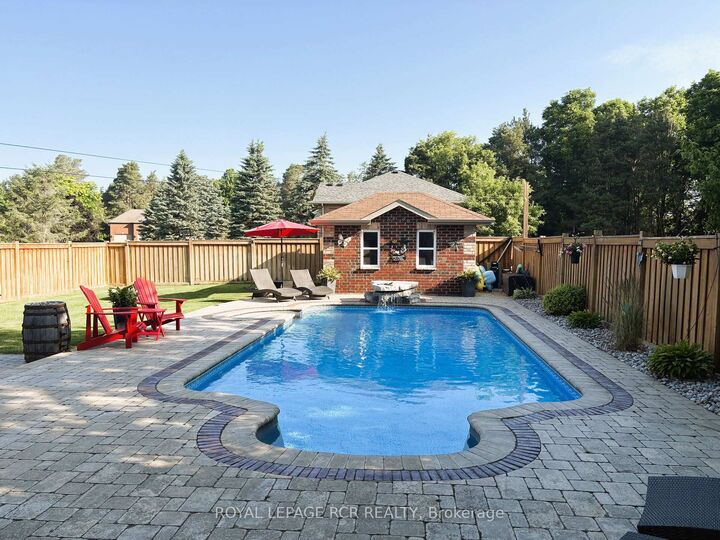 Property Photo: 10 Fisher Drive ON L0M 1J0