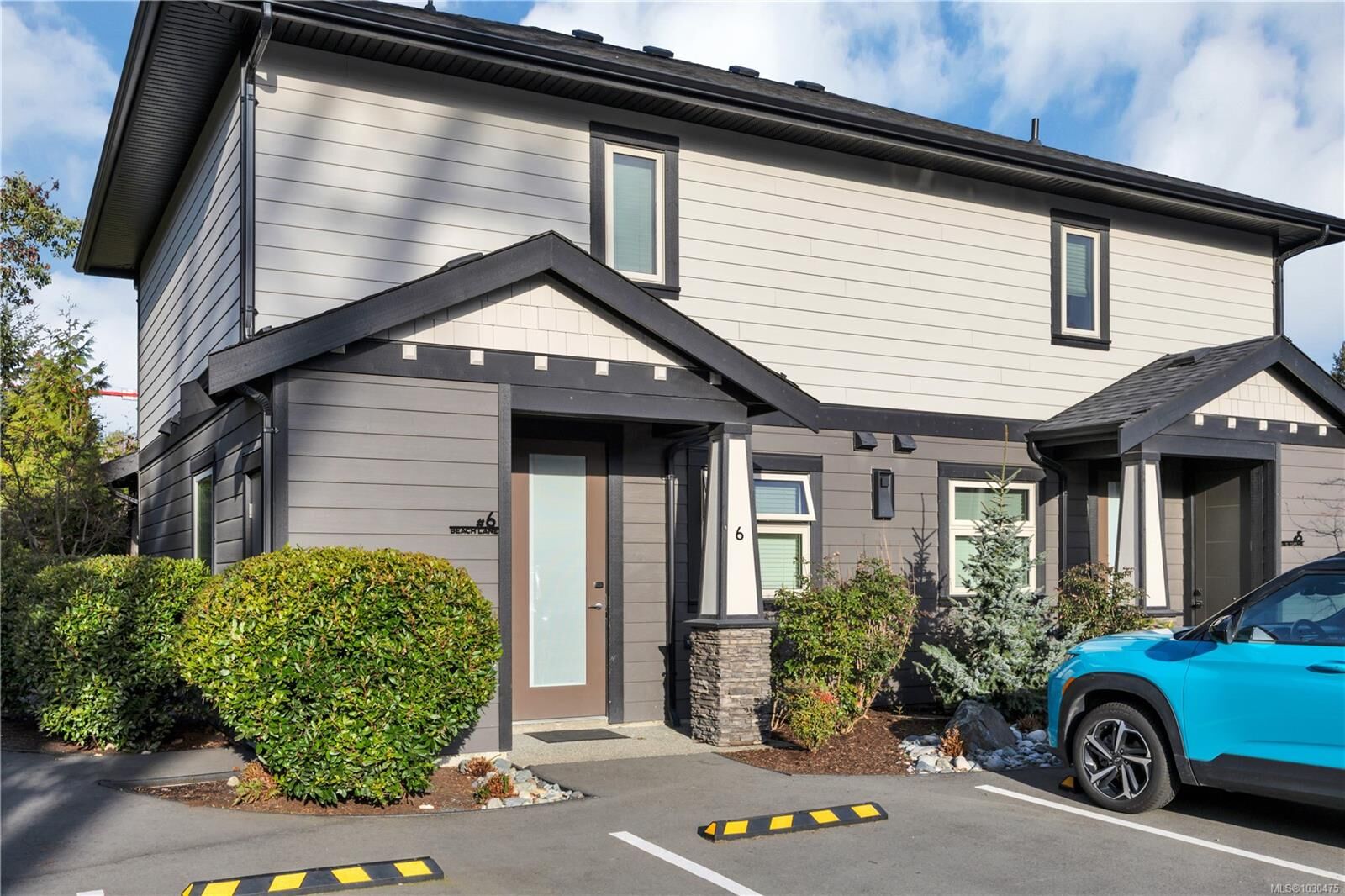Property Photo: 1175 Resort Dr #6 BC V9P 2E3