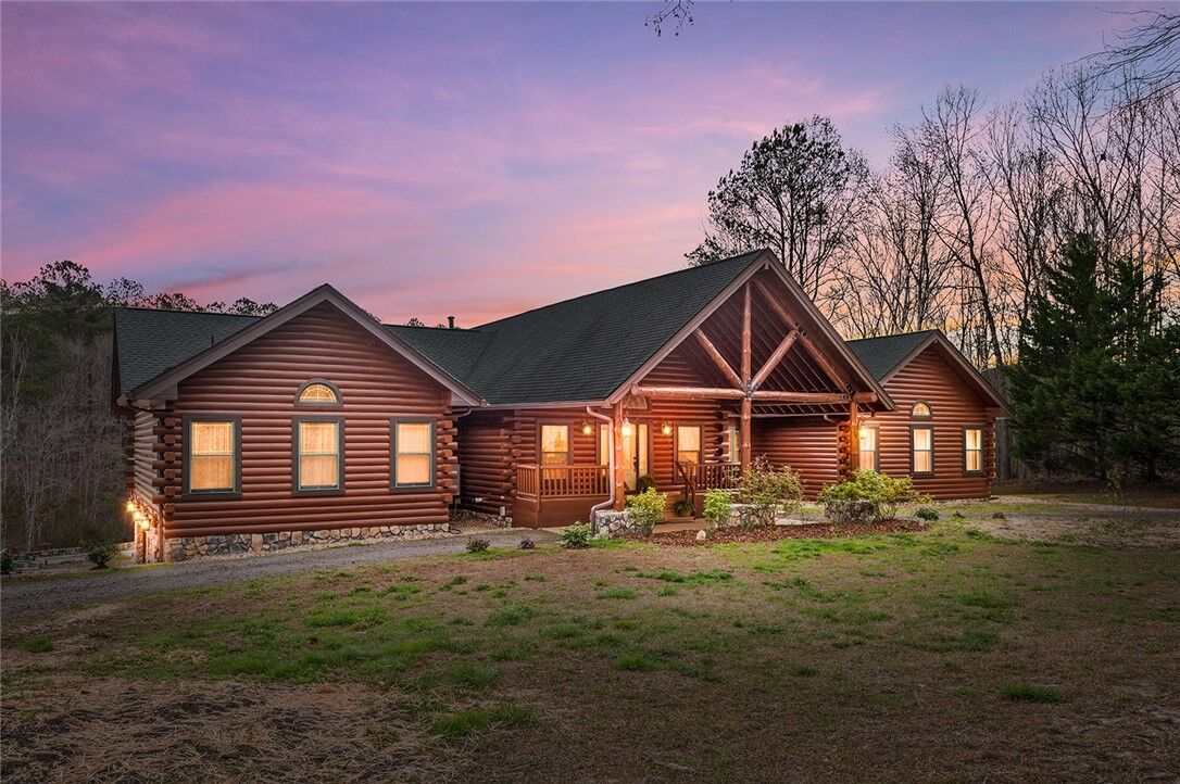 Property Photo:  10020 Pond Ridge Lane  VA 23061 
